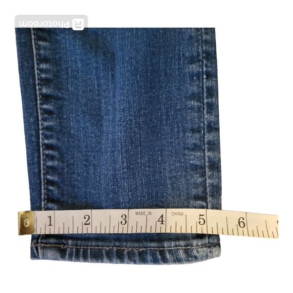 Refuge Ultra High Rise Skinny Jeans Light Wash 3 Button Button Size 8 - Picture 8 of 10